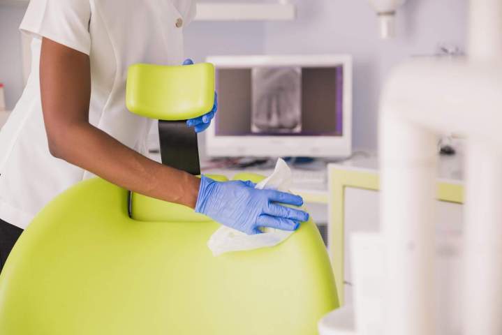 Protocoles de désinfection stricts pour le secteur médical